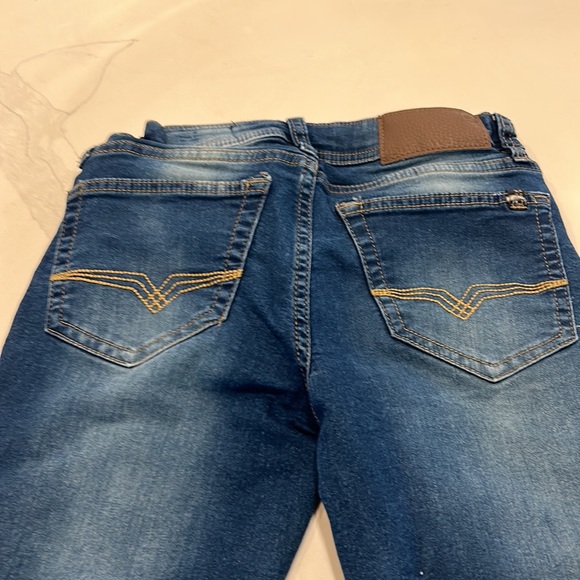 Buffalo David Bitton Jeans boy’s size 10 GUC - Picture 4 of 7